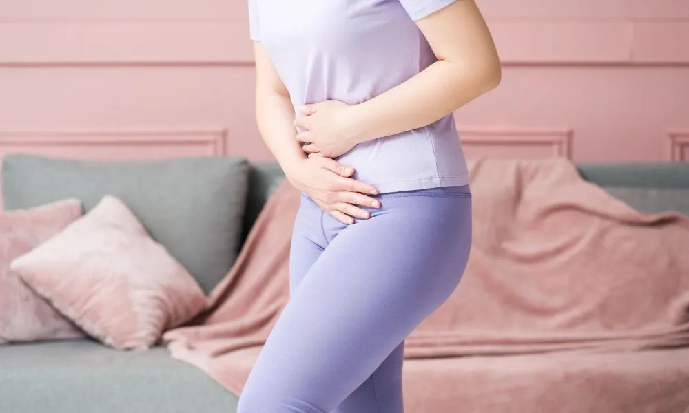 اعراض التهاب المسالك البولية عند النساء